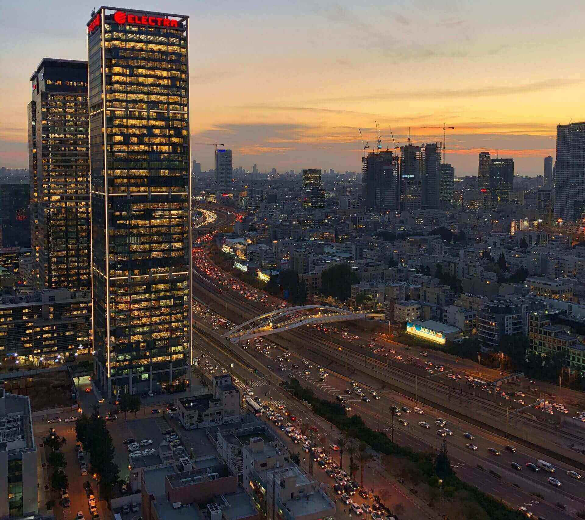 Traffic on Hashalom road in Tel Aviv, Israel. Photo by juliana souza on Unsplash